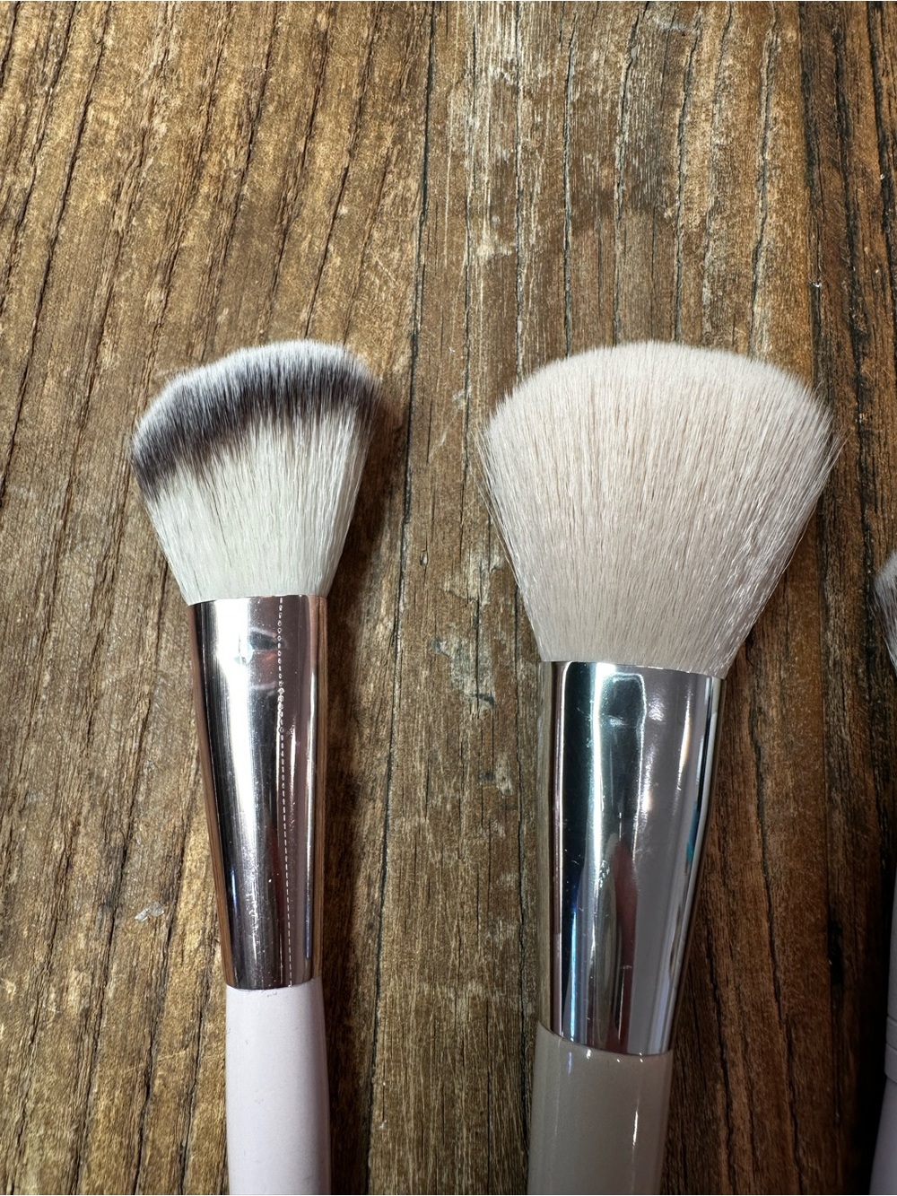 Neutral Makeup Brush Set – Pink, Taupe, and White Powder Brushes - Picture 4 of 9